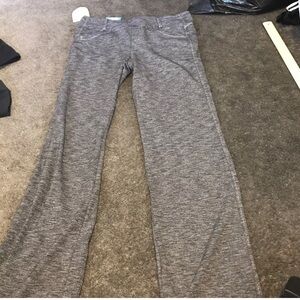 KUHL Women's Size 12 Reg Dark Heather Mova Yoga Hiking Pants